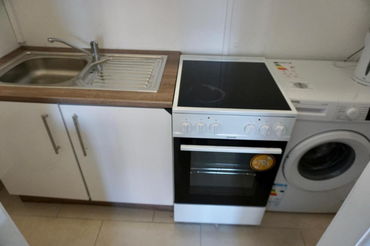 Alster Hamburg - Saniertes Und Mobliertes Apartment Mit Bad Und Kuche Dış mekan fotoğraf